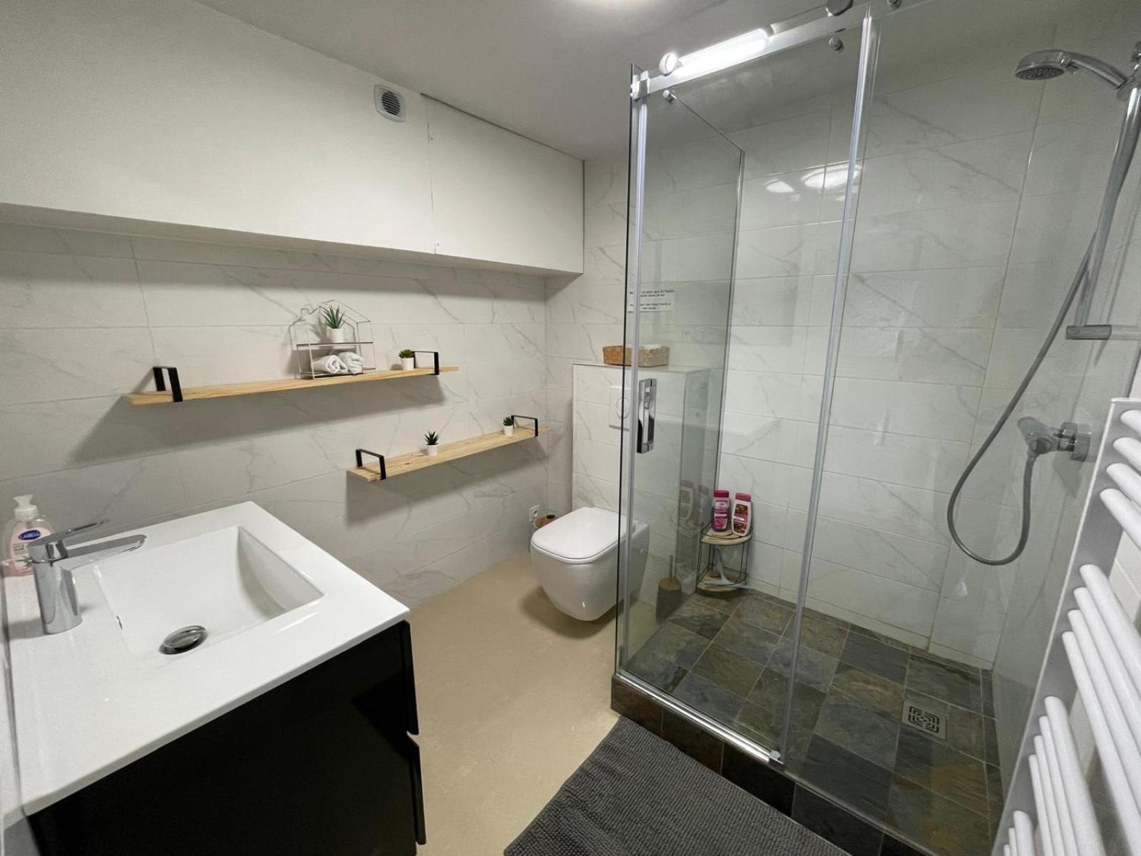 Appartement Villa D'Aurore Le Rouret Екстериор снимка
