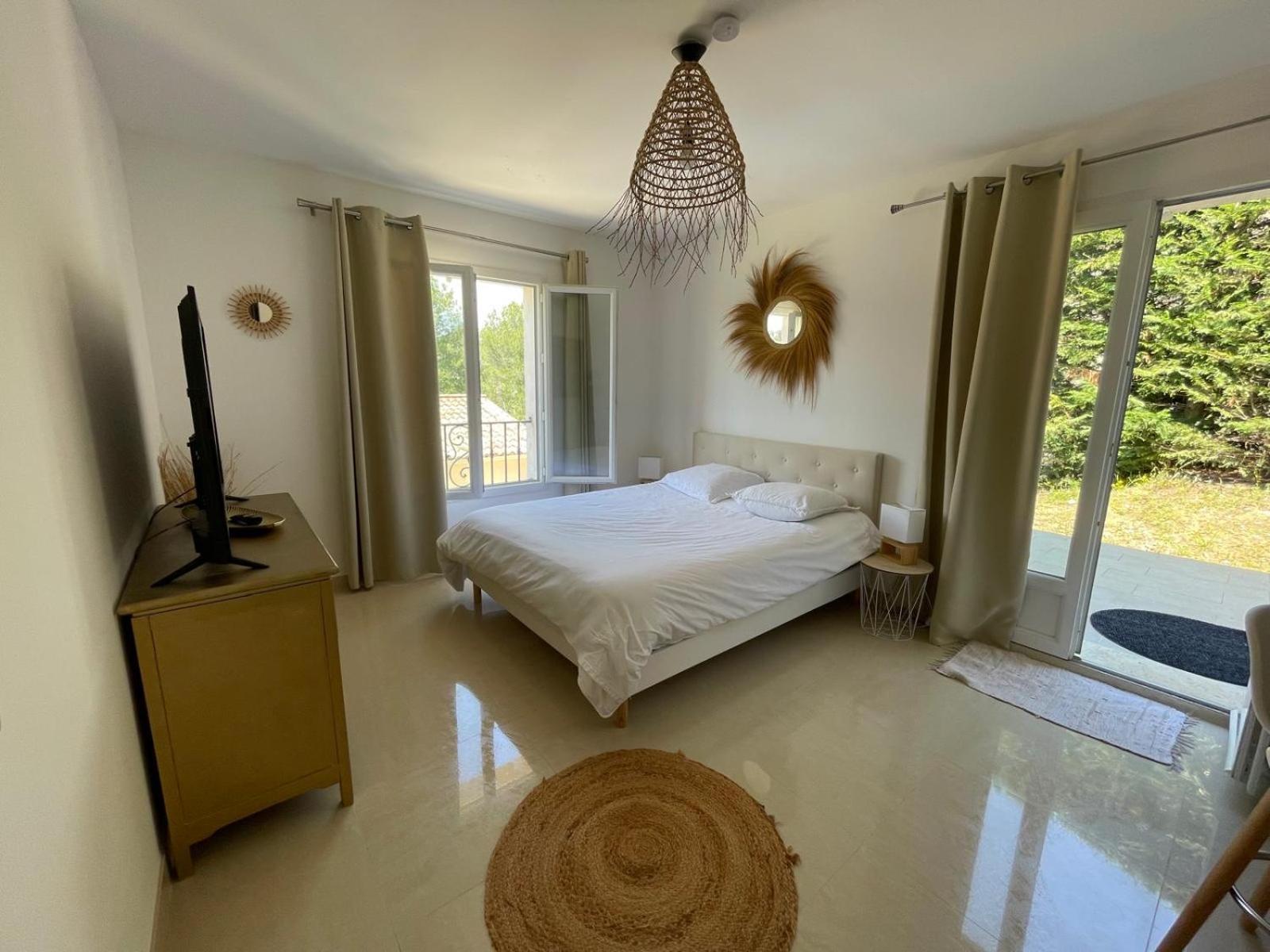 Appartement Villa D'Aurore Le Rouret Екстериор снимка