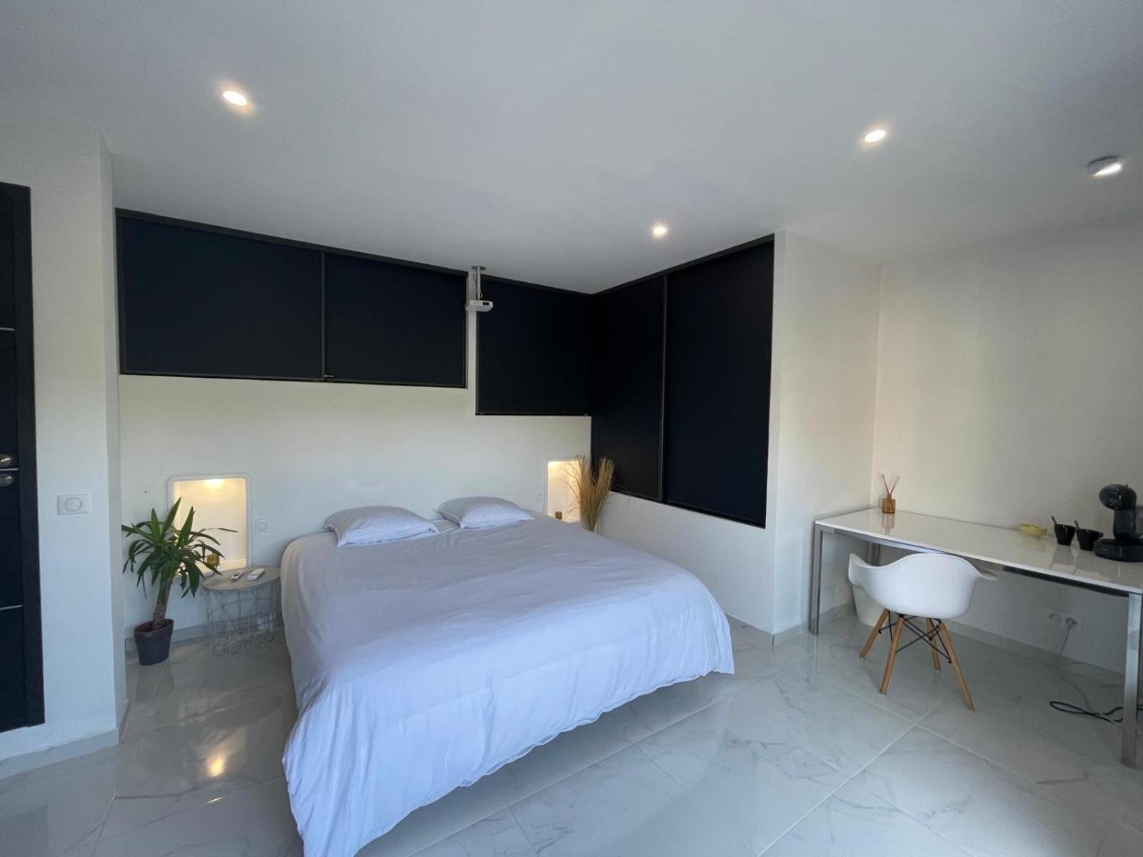 Appartement Villa D'Aurore Le Rouret Екстериор снимка